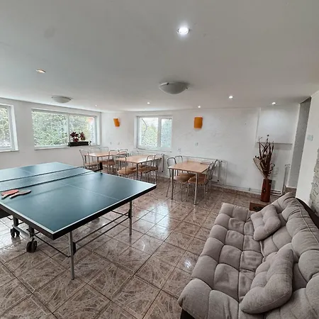 Lester * Spišské Tomášovce